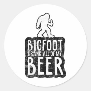 Bigfoot drack allt mitt ölälskare rolig Sasquatc Runt Klistermärke
