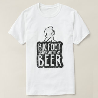 Bigfoot Drack Min Öl Rolig Camping T-Shirt