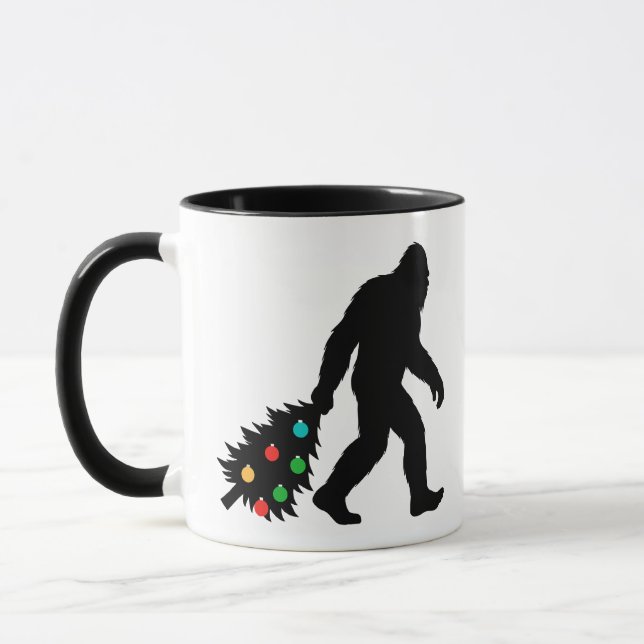 Bigfoot drar julgran mugg (Vänster)