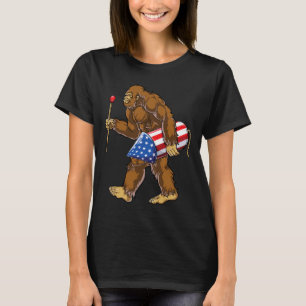 Bigfoot Fireworks 4:e juli Manar Sasquatch Americ T Shirt