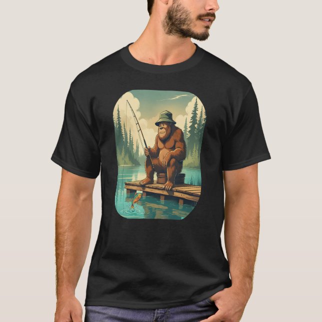 Bigfoot Fishing Sasquatch Distressed T Shirt (Framsida)