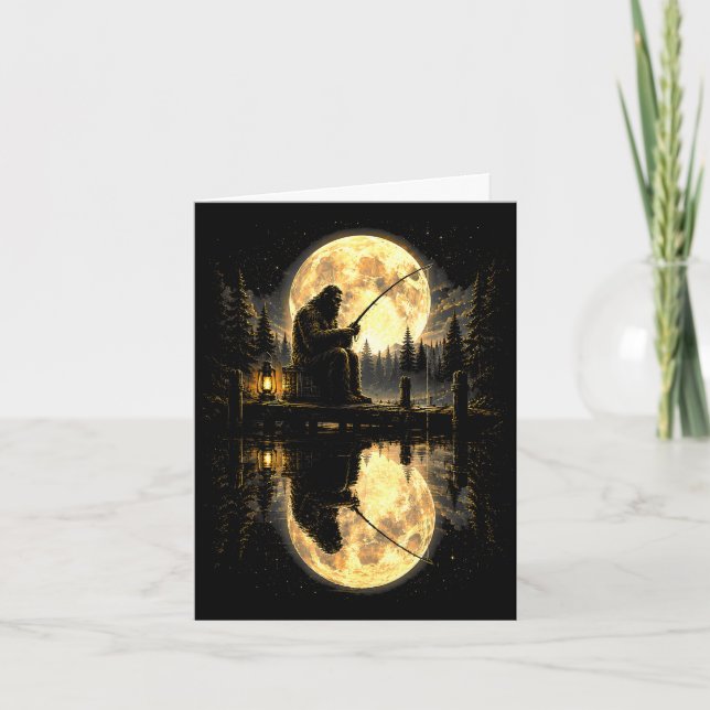 Bigfoot fiske fullmåne sjö reflektion utomhus  kort (Framsida)