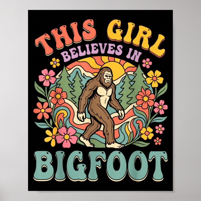 Bigfoot-flicka tror skog blomsterlig solnedgång poster (Framsidan)