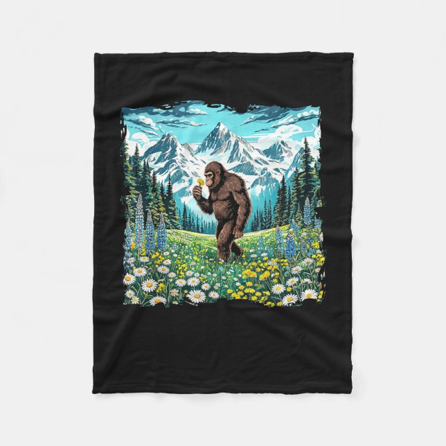 Bigfoot går i blomsterfält skog sasquatch fleecefilt (Framsidan)