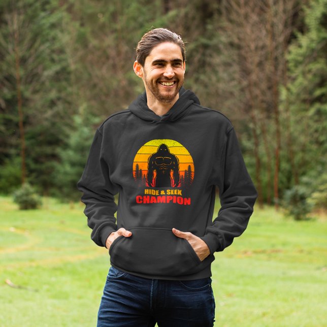 Bigfoot Gömmer och söker Champion Funny Gift Hoodie (Skapare uppladdad)