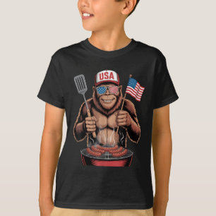 Bigfoot Grill 4:e Juli Roligt Patriotisk Sasquatch T Shirt