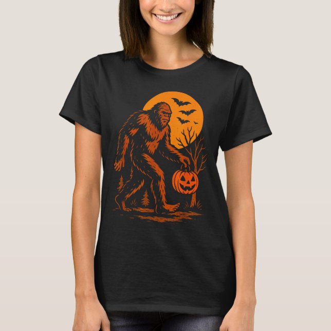 Bigfoot Halloween Sasquatch Jack O Lantern  T Shirt (Framsida)