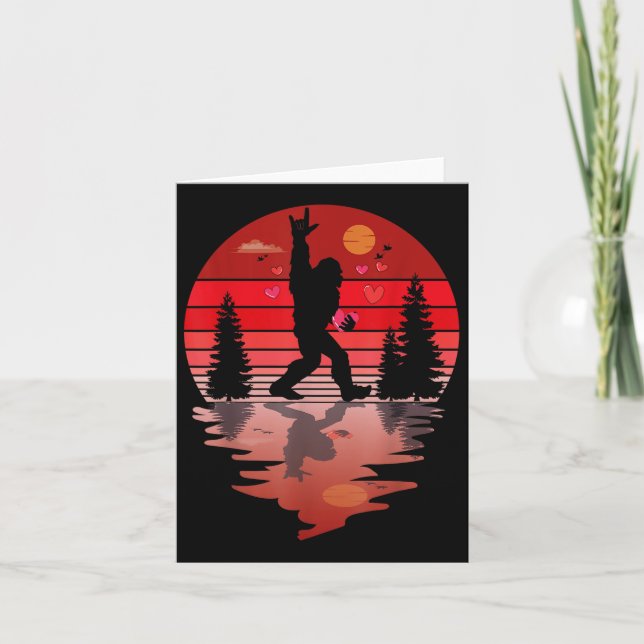 Bigfoot Heart Valentines day Funny Kärlek Sasquatc Kort (Framsida)
