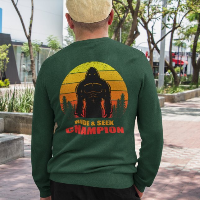 Bigfoot Hide and Seek-mästare  T Shirt (Skapare uppladdad)