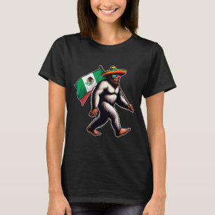 Bigfoot Holding Mexico Flagga Funny Cinco De Mayo T Shirt