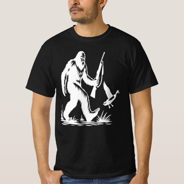 Bigfoot Hunting T Shirt (Framsida)