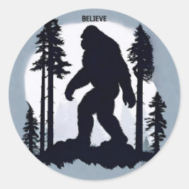 Bigfoot i Moonlight Runt Klistermärke