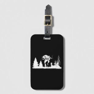 Bigfoot in the Forest Sasquatch Yeti Bagagebricka