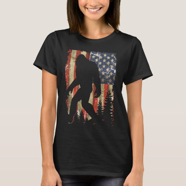 Bigfoot, jag tror Sasquatch American Flagga T Shirt (Framsida)