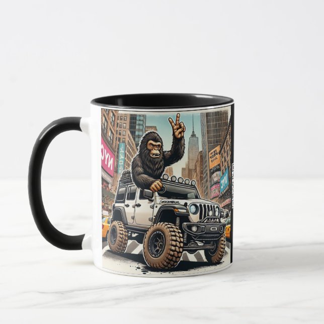 ☕ BIGFOOT JEEP TAKEOVER - NYC EDITION MUGG 🗽 (Vänster)