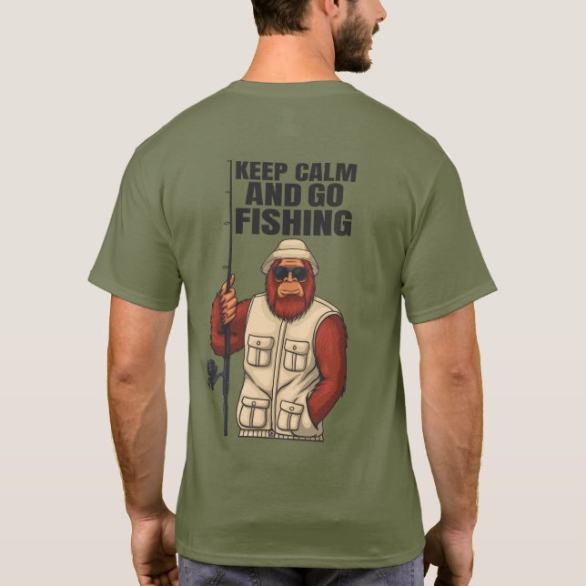 Bigfoot Keep Calm And Go Fishing Rolig T Shirt (Baksida)