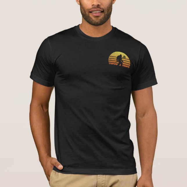 Bigfoot Lacrosse Retro T-Shirt (Framsida)