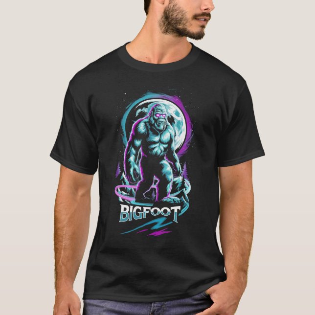 Bigfoot Land T Shirt (Framsida)
