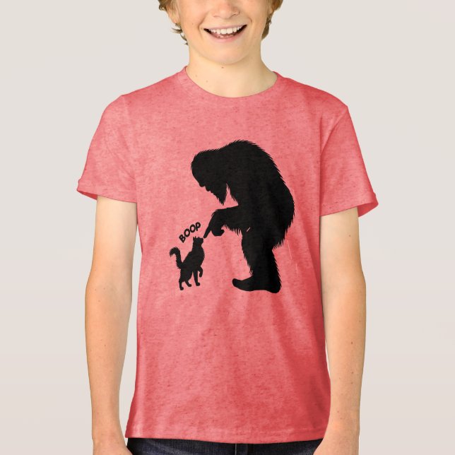 Bigfoot Lekfull Långhårig Katt Knuff T Shirt (Framsida)