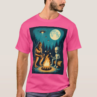 Bigfoot med Alien på Campfire-slussen. T Shirt