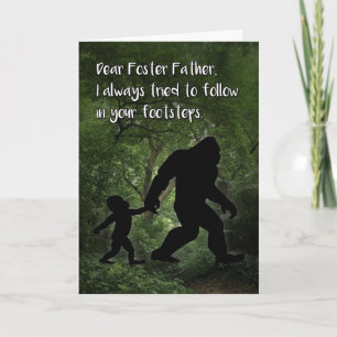 Bigfoot med barnfödelsedag för Foster Far Kort