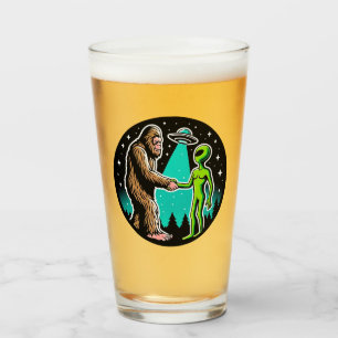 Bigfoot Meets Alien Glaskopp