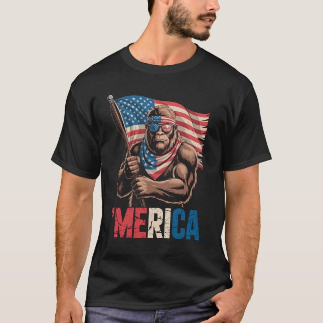 Bigfoot Merica American Flag Sasquatch Lover USA T Shirt (Framsida)