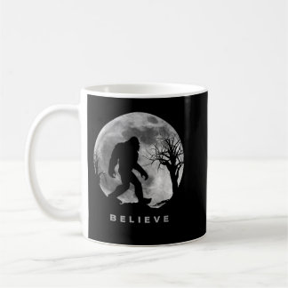 Bigfoot Natt Full Moon Jag tror att Sasquatch Mana Kaffemugg