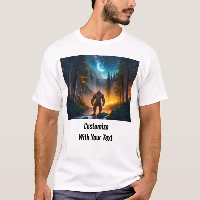 Bigfoot Night Skogen Måne T Shirt (Framsida)