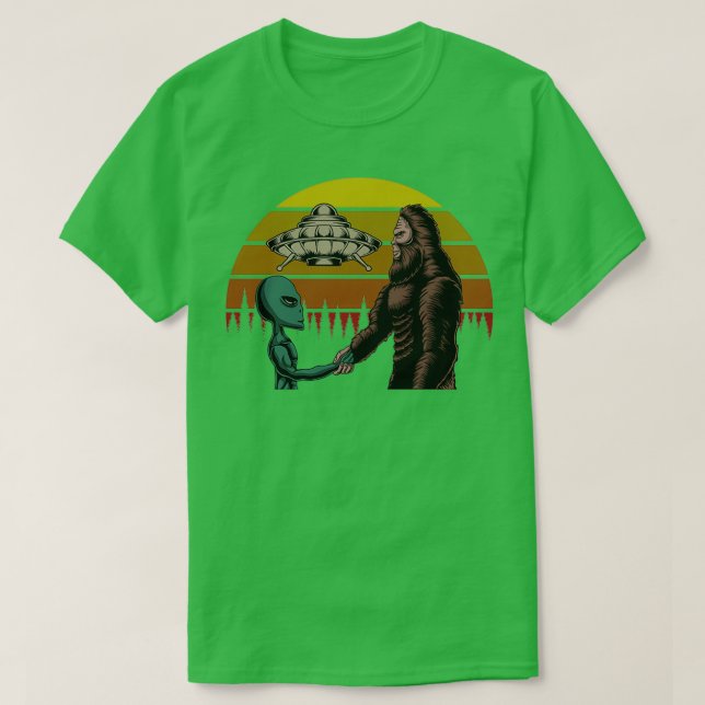 Bigfoot och Alien Conspiracy Bigfoot Sasquatch T Shirt (Design framsida)