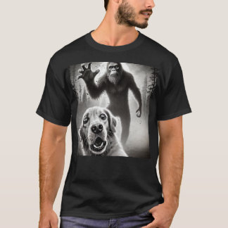 Bigfoot och Golden Retriever T-Shirt - Funny Crypt