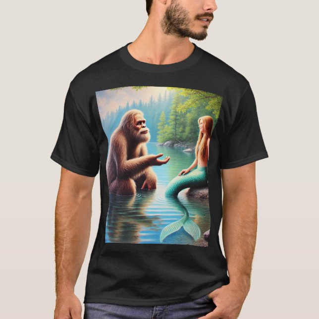 Bigfoot och sjöjungfru - vänner för alltid t shirt (Framsida)
