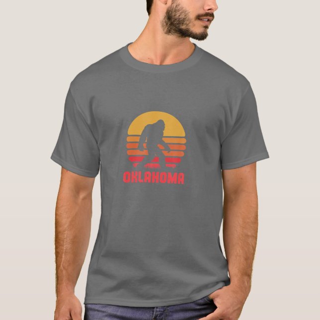 Bigfoot Oklahoma State Sasquatch Yeti Bigfoot Beli T Shirt (Framsida)