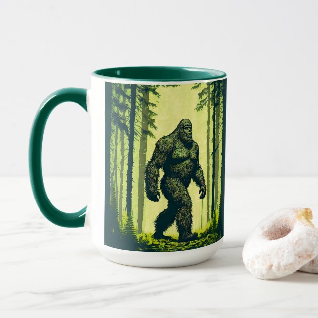 Bigfoot på skogspromenad mugg (Med munk)