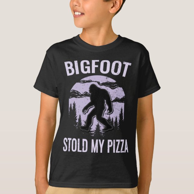 Bigfoot Pizza Forest Park Sasquatch Tro Camper T Shirt (Framsida)