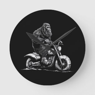Bigfoot Riding A Motorcle Bike Funny Sasquatch M Rund Klocka