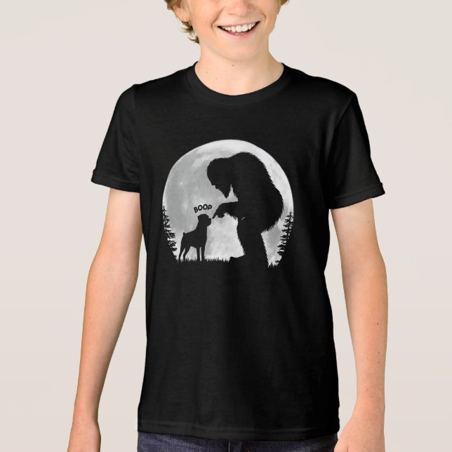 Bigfoot Rottweiler Knuff T Shirt (Framsida)