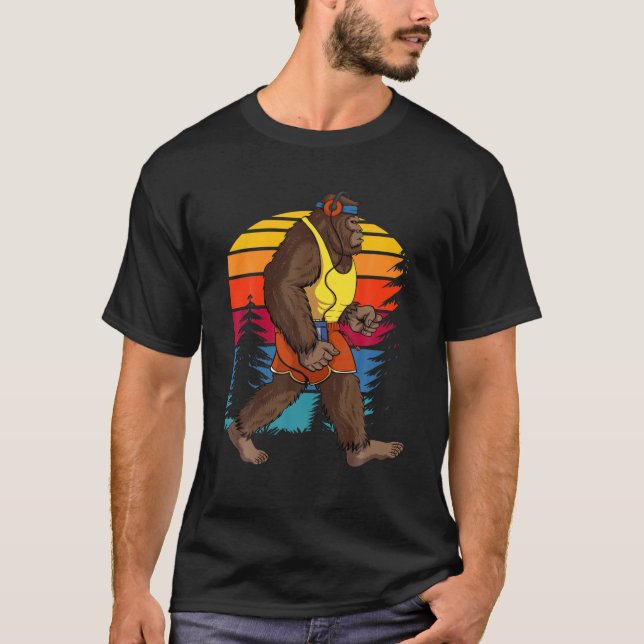Bigfoot Running Retro Funny Novelty Gift T Shirt (Framsida)