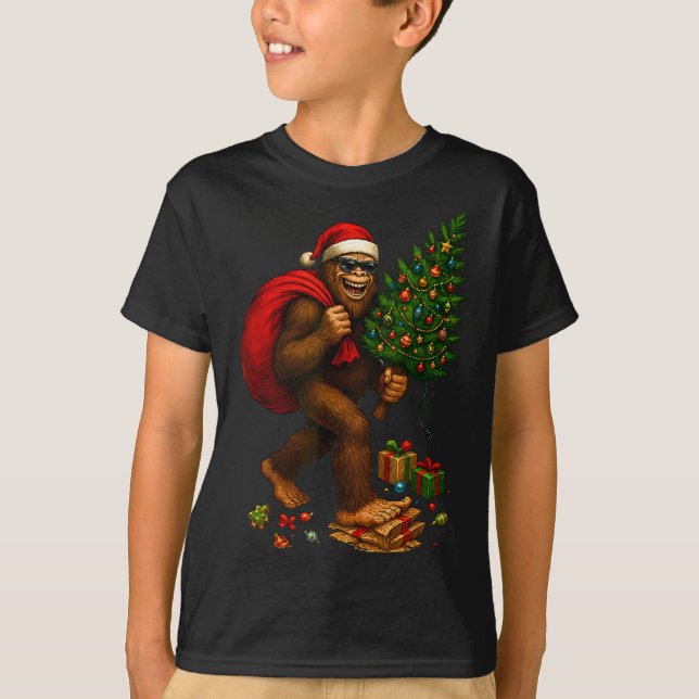 Bigfoot Santa Christmas Tree Lights Xmas Boys Men  T Shirt (Framsida)