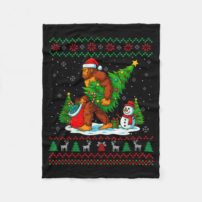 Bigfoot Santa Ugly Christmas Tree Funny Xmas Light Fleecefilt (Framsidan)