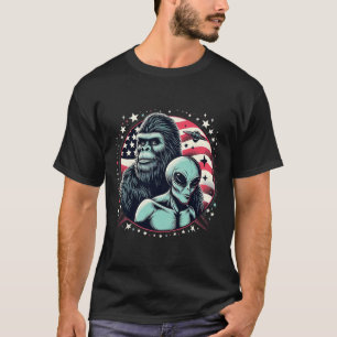 Bigfoot Sasquatch Alien Amp Bigfoot USA flagga Fat T Shirt