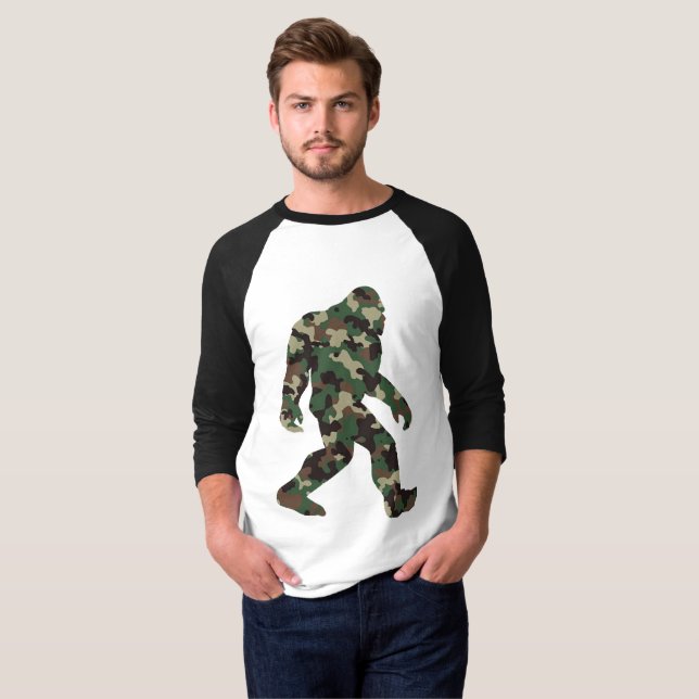 Bigfoot Sasquatch Camo T Shirt (Hel framsida)