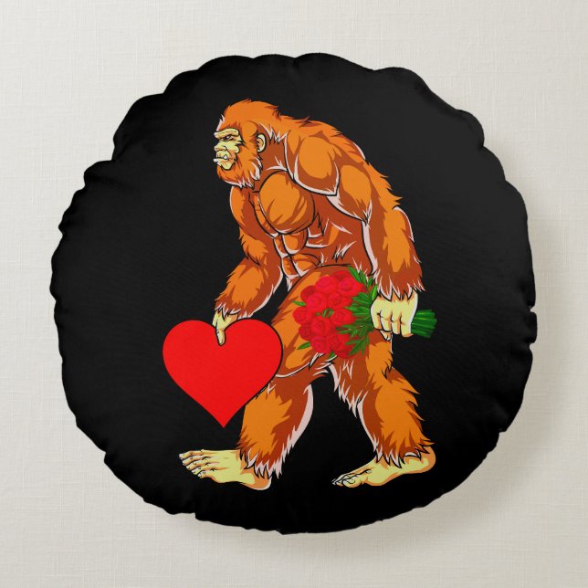Bigfoot Sasquatch Funny Valentines day Kärlek Rund Kudde (Framsidan)