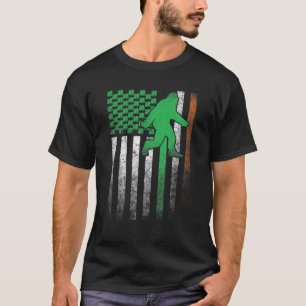 Bigfoot Sasquatch Irish American Flagga St. Patric T Shirt