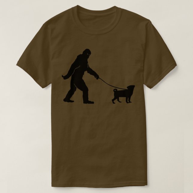 Bigfoot Sasquatch Walking Pug för Hundälskare T Shirt (Design framsida)