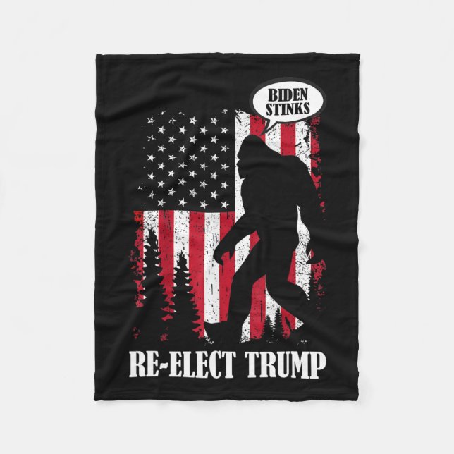Bigfoot Says Biden Stinks Fleecefilt (Framsidan)