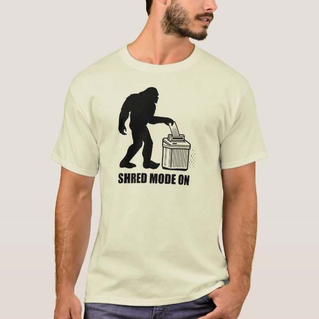 Bigfoot Shred-läge På T Shirt (Framsida)