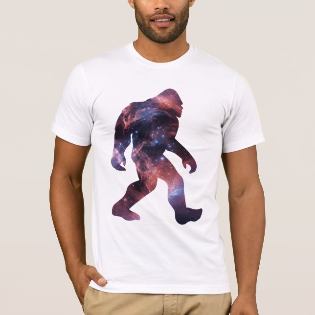 Bigfoot Siluett med Galax Interiör T Shirt (Framsida)
