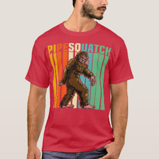 Bigfoot-Smoking Briar Pipe Sasquatch Tobacco Pipe T Shirt