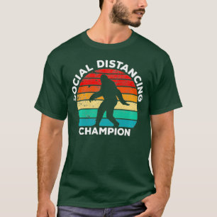 Bigfoot Social Avstånd Champion T Shirt